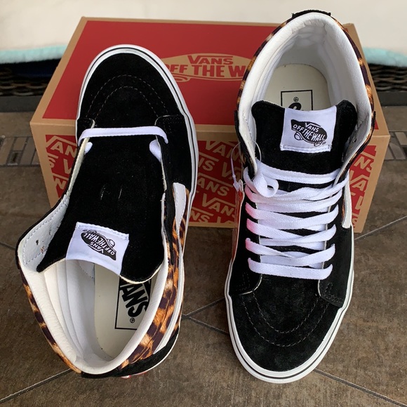 VANS SK8-HI LEOPARD BLACK/TRUE WHITE WMNS - Picture 11 of 16